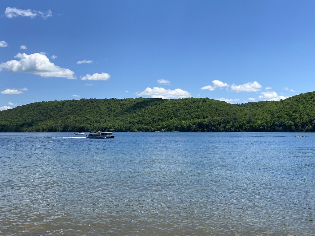 Best Lakes In Pennsylvania United States In 2023 BearTravelGuide Com   Best Lakes In Pennsylvania United States In 2023 